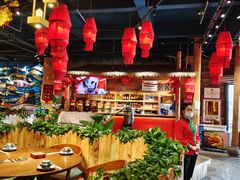 大堂-老滇山寨•云南特色菜•地方菜•民族风情歌舞表演(金碧店)