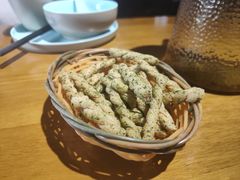 -香蟹煲·醉蟹牛蛙耙鸡爪