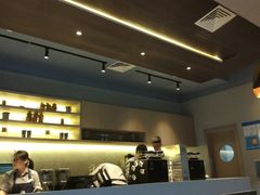 -瑞幸咖啡(新理想大厦店)