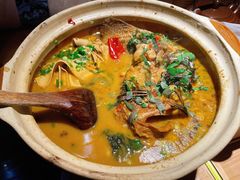柴火稻草鱼-吃饭皇帝大土家民族菜(正大广场店)
