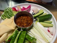 -关东小磨东北菜(上海长风大悦城店)