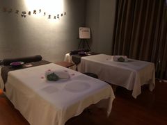 -金色春天.美颜康体纯正SPA(黄泥磅店)