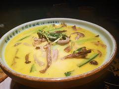-吃饭皇帝大土家民族菜(正大广场店)
