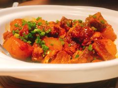 牛腩萝卜煲-马仕玖煲·融合菜·酥不腻烤鸭(人大店)