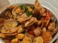 -霄汉牛三鲜湖北砂锅菜(万松园2店)
