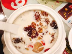 -广信牛奶甜品世家(台东店)