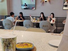 -必胜客(WOW中心城店)
