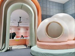-奈尔宝·儿童乐园·亲子餐厅(华采天地店)