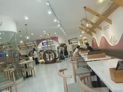 -喵园·猫主题咖啡厅·撸猫·猫咖(国贸店)