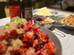 -巴厘龙虾·榜首油焖大虾(音乐学院·沿江酒馆店)