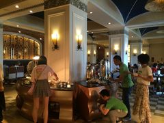 -茵特拉根酒店·西餐厅