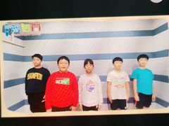 -蓝话筒·少儿成人演讲口才·主持朗诵·戏剧表演(大华第一坊店)