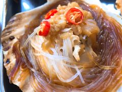蒜蓉粉丝扇贝-潮庭·大连海鲜·炭火烧烤·扇贝王(大连店)