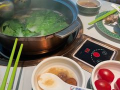 -润园四季椰子鸡火锅(卓越INTOWN店)