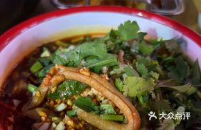 Crispy Duck Intestine with Noodles