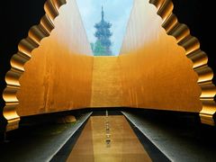 -龙华寺
