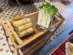 -沙胆彪炭炉牛杂煲(上海日月光广场店)