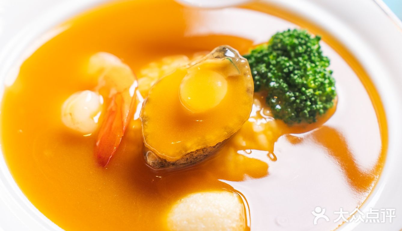 魔都登岛时间到！全球直采重新定义中国自助餐