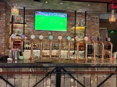 -BOURBON 玻本美式餐厅酒吧(虹桥新天地店)
