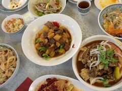 -汗腾格里·风味餐厅(新疆驻京办店)