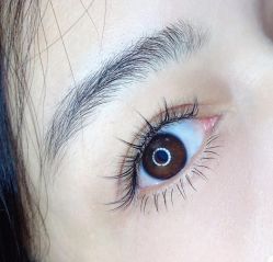 -爱美睫美甲会馆