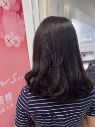 -镁连社·美联社