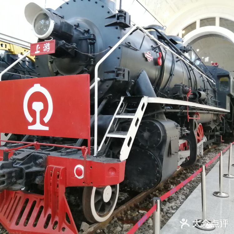 在武汉能看到火车的地铁站