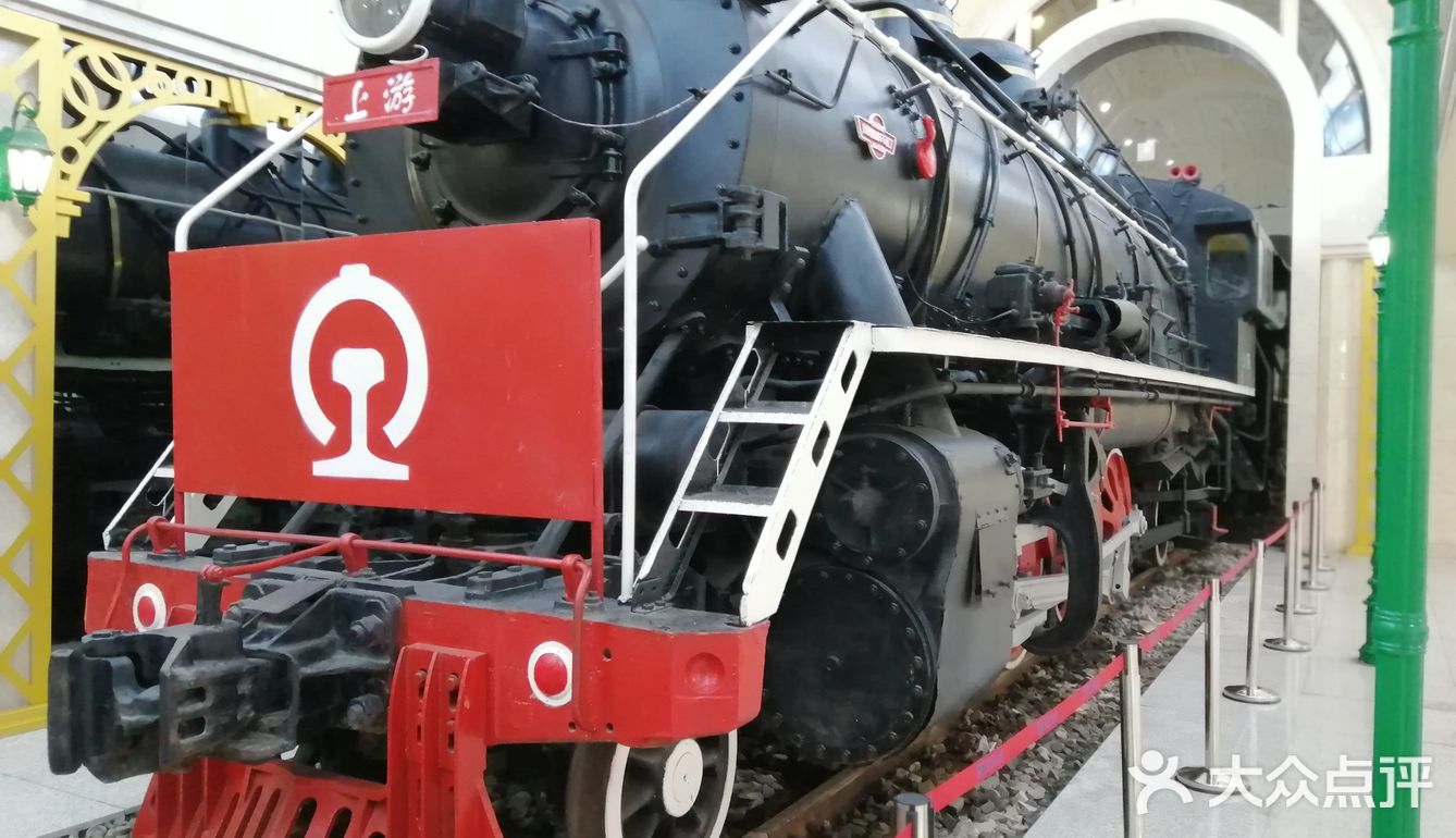 在武汉能看到火车的地铁站