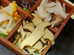 -芸鲜季·云南野生菌餐厅· 云南风物味研社(闵行店)