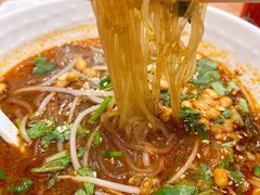 骨汤酸辣粉-阳阳中国饭(北京荟聚店)