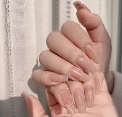 -Fanni美甲美睫皮肤管理