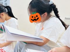 -猴有戏教育戏剧·音乐剧·主持口才·演讲朗诵辩论(环球港华师大校区)