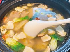 松茸炖土鸡-西茶·宋宴·精致江南料理