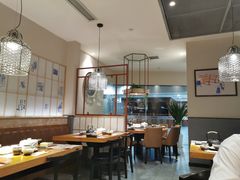 大堂-德香苑脆皮烤鸭·经典(爱融荟城店)