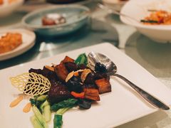黑金雪花牛肉粒-上海和平饭店龙凤厅 Dragon Phoenix