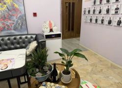 -紫琪尔胸部养护中心