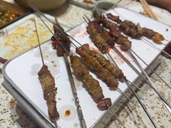 -小董哥烤串·爆汁大油边(故宫店)