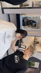 -TOP HAIR SALON