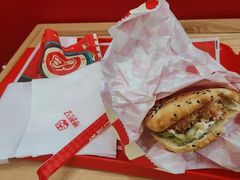 -塔斯汀中国汉堡(徐汇汇京广场店)