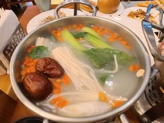 三鲜火锅-赛瑞喜来登大酒店-盛宴自助餐厅