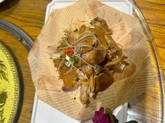 -苹果树下艺术餐厅(宋庄店)