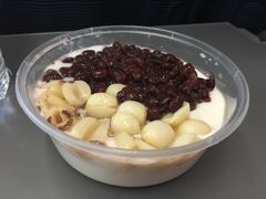 -赵记传承特色牛奶甜品(泉城广场店)