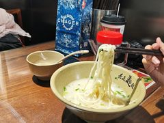 -亮亮面馆(经六路店)