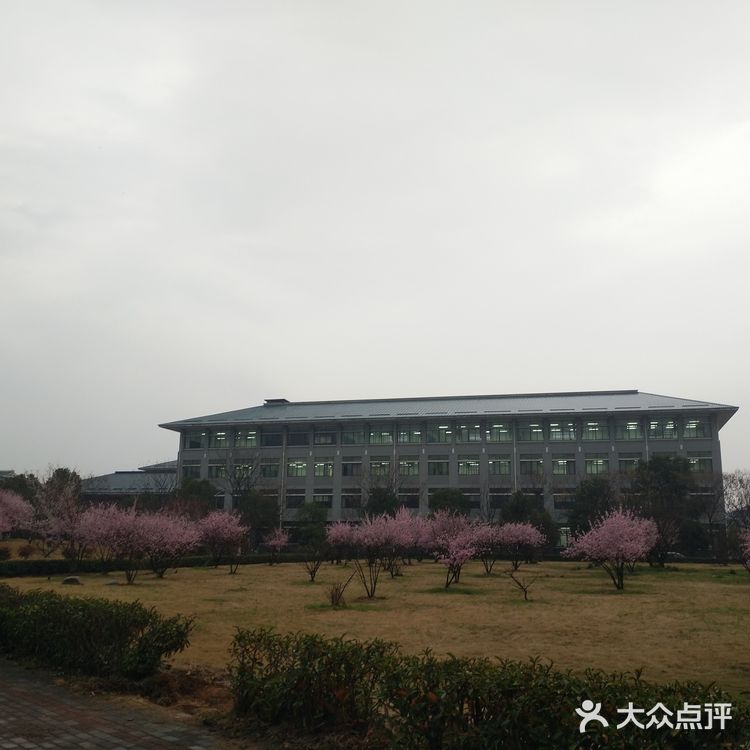 武汉旅游攻略之湖北中医药大学