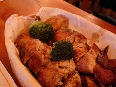 招牌脆皮田园烤鸡配香草土豆-HIB HUB公社(解放西路店)