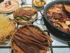 -贰回巷火锅馆(钟楼店)
