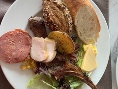 -锦厨自助餐厅·海鲜·牛扒(海口索菲特大酒店)