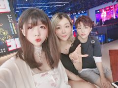 -世代星球·保龄球·镭战真人CS·团建(杨浦店)