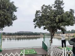 -梁子湖东篱老屋生态庄园