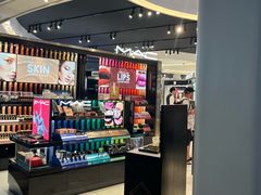 -王权免税店(普吉机场店)